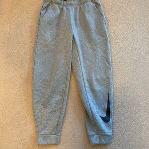 NIKE Men’s Dri-fit joggers.